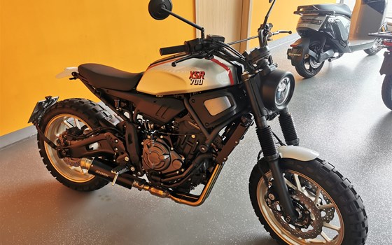 Gebrauchtmotorrad Yamaha XSR700 - Bild 3
