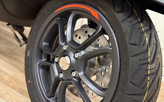 Neufahrzeug Vespa GTS 310 SuperSport - Bild 12