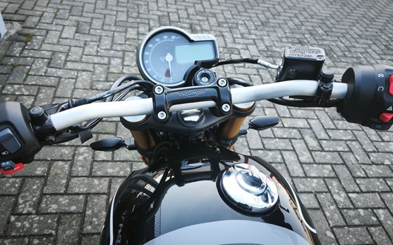 Gebrauchtmotorrad Triumph Speed 400 - Bild 6