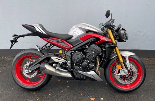 Neumotorrad Triumph Street Triple RX