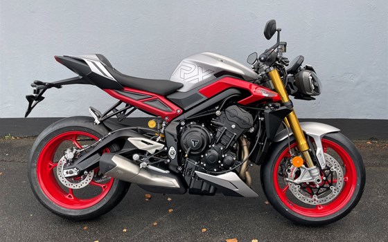 Neufahrzeug Triumph Street Triple RX - Bild 1