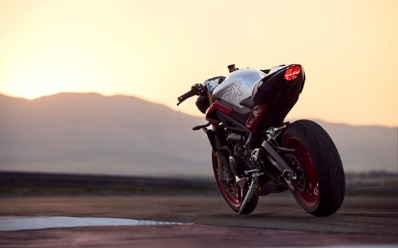 Neufahrzeug Triumph Street Triple RX - Bild 16