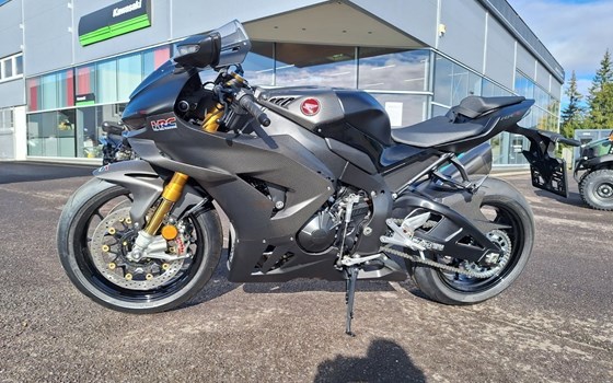 Neufahrzeug Honda CBR1000RR-R Fireblade SP Carbon Edition - Bild 4