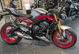 Neumotorrad Triumph Street Triple 765 RX