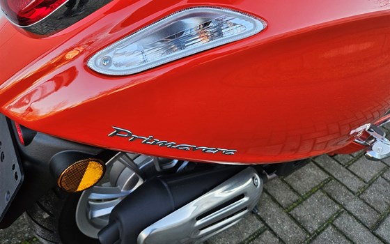 Gebrauchtmotorrad Vespa Primavera 150 - Bild 6
