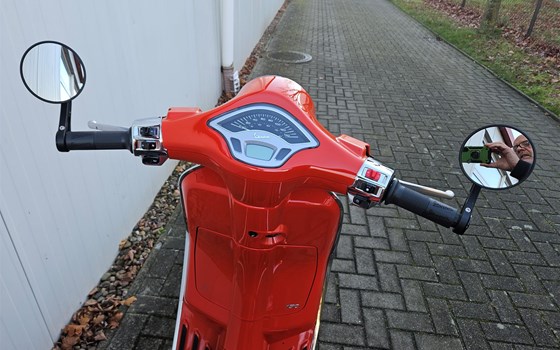 Gebrauchtmotorrad Vespa Primavera 150 - Bild 8