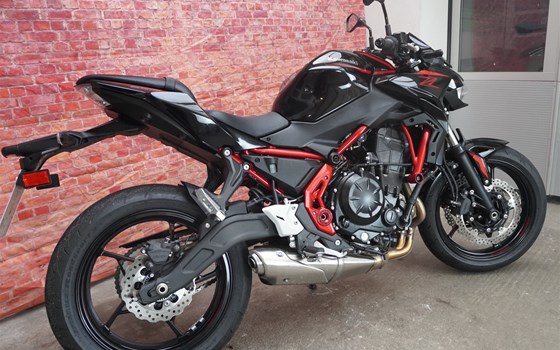 Gebrauchtmotorrad Kawasaki Z650 - Bild 3