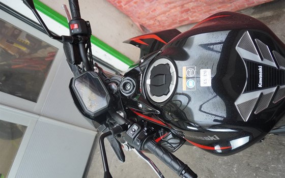 Gebrauchtmotorrad Kawasaki Z650 - Bild 6