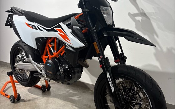 Gebrauchtmotorrad KTM 690 SMC R - Bild 5