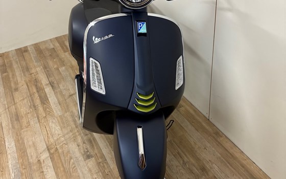 Neufahrzeug Vespa GTS 125 Super Tech - Bild 2