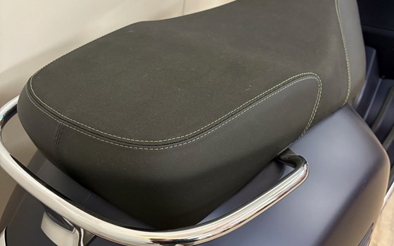 Neufahrzeug Vespa GTS 125 Super Tech - Bild 10