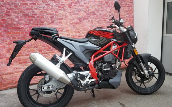 Gebrauchtmotorrad SWM Varez 125 - Bild 3