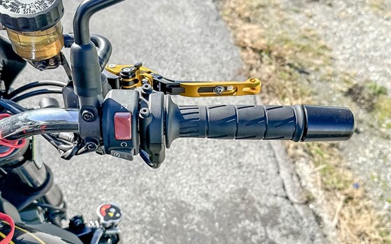 Gebrauchtmotorrad Kawasaki Z900 RS - Bild 3