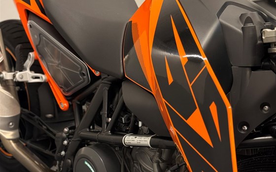 Gebrauchtmotorrad KTM 690 Duke - Bild 4