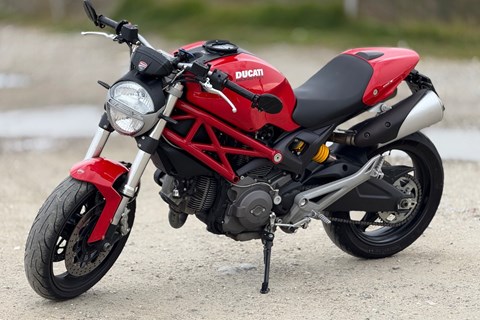 Top 5 grosse Bikes fuer kurze Beine