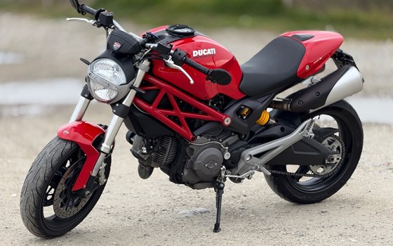 Gebrauchtmotorrad Ducati Monster 696 - Bild 1