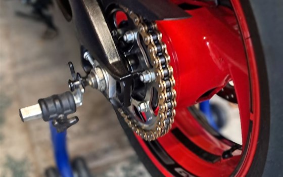 Gebrauchtmotorrad Suzuki GSX-S1000F - Bild 3