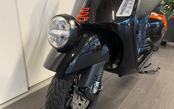 Neufahrzeug Vespa GTV 300 - Bild 7