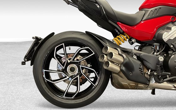 Motorrad Occasion Ducati Diavel V4 RS - Bild 10