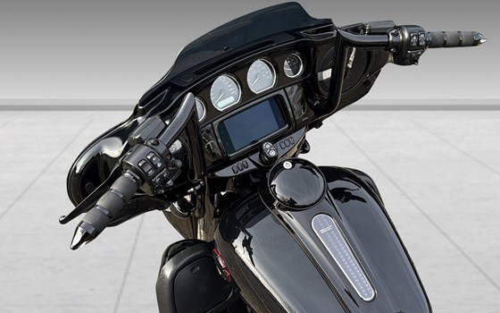 Motorrad Occasion Harley-Davidson Touring Street Glide Special FLHXS - Bild 4