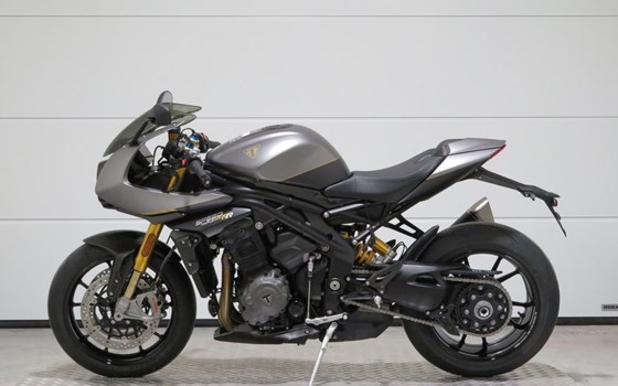 Gebrauchtmotorrad Triumph Speed Triple 1200 RR Breitling Limited Edition - Bild 4