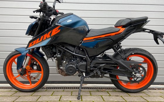Gebrauchtmotorrad KTM 125 Duke - Bild 4