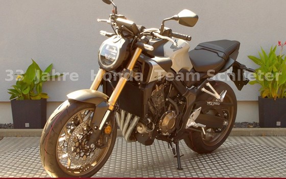 Neufahrzeug Honda CB650R E-Clutch - Bild 4