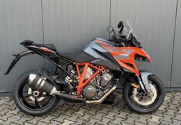 Neumotorrad KTM 1290 Super Duke GT