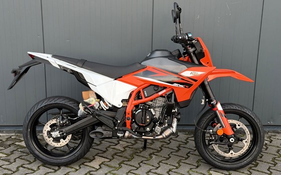 Neufahrzeug KTM 125 SMC R - Bild 1