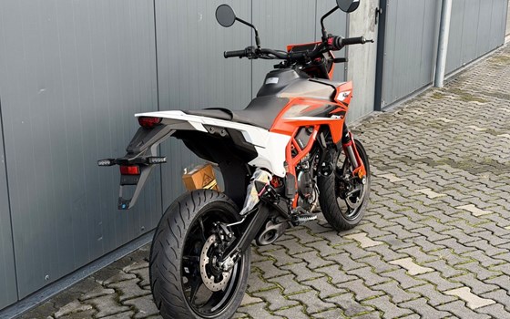Neufahrzeug KTM 125 SMC R - Bild 2