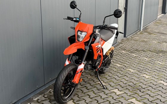 Neufahrzeug KTM 125 SMC R - Bild 6