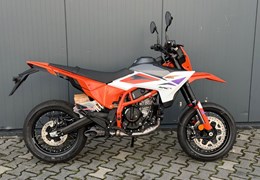 Neumotorrad KTM 390 SMC R