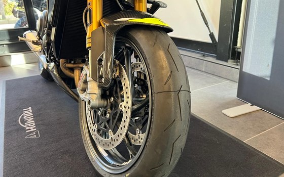 Gebrauchtmotorrad Triumph Street Triple 765 Moto2 Edition - Bild 15