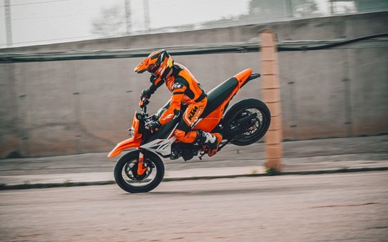 Neufahrzeug KTM 390 SMC R - Bild 6
