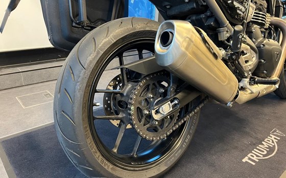 Gebrauchtmotorrad Triumph Speed 400 - Bild 10