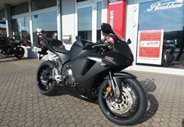 Neumotorrad Honda CBR600RR