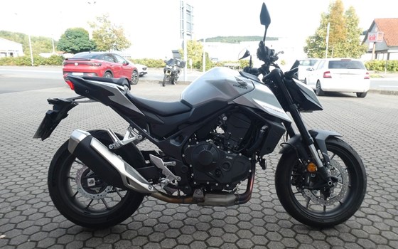 Neufahrzeug Honda CB750 Hornet - Bild 1