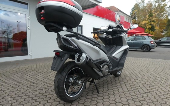 Gebrauchtmotorrad Kymco AK 550i ABS - Bild 6