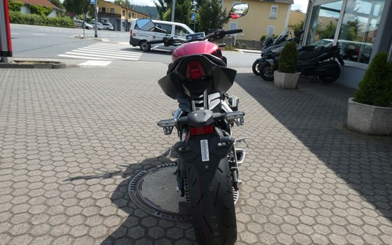 Neufahrzeug Honda CB650R E-Clutch - Bild 7