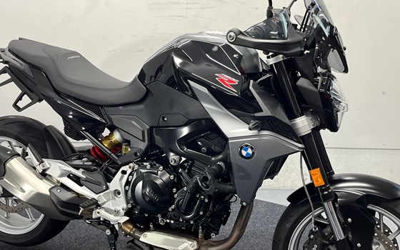 Gebrauchtmotorrad BMW F 900 R - Bild 2
