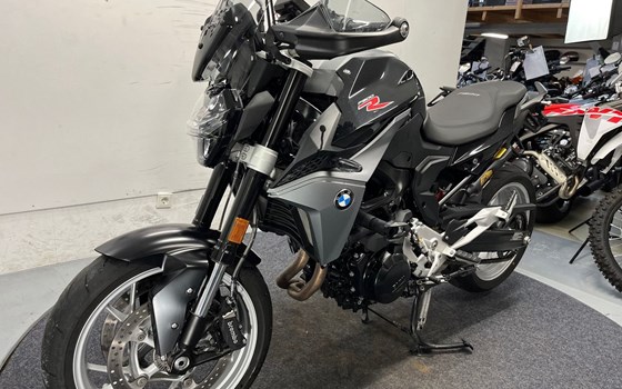 Gebrauchtmotorrad BMW F 900 R - Bild 5