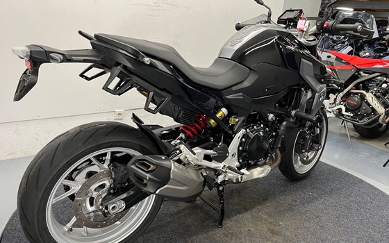 Gebrauchtmotorrad BMW F 900 R - Bild 6