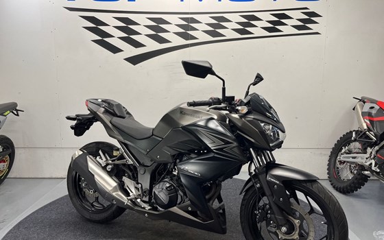 Gebrauchtmotorrad Kawasaki Z 300 - Bild 1