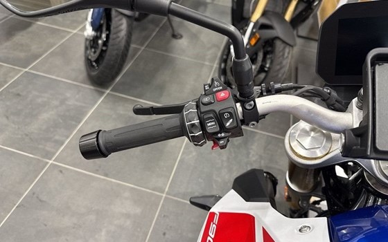 Gebrauchtmotorrad BMW F 900 R - Bild 7