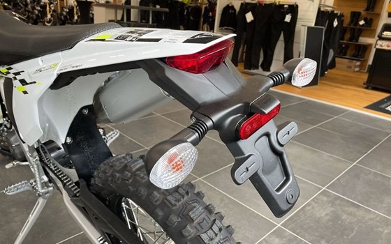 Gebrauchtmotorrad Triumph TF 450-E - Bild 15