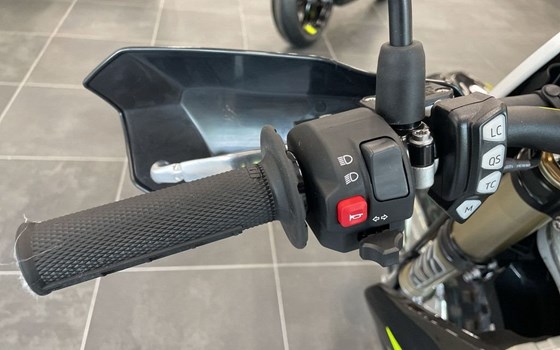 Gebrauchtmotorrad Triumph TF 450-E - Bild 7