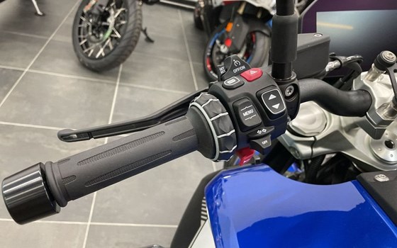Neufahrzeug BMW R 1300 R - Bild 7