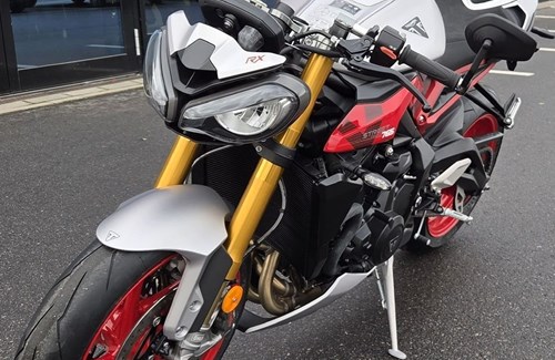 Neumotorrad Triumph Street Triple RX