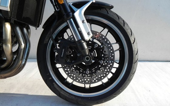 Gebrauchtmotorrad Kawasaki Z900 RS - Bild 16