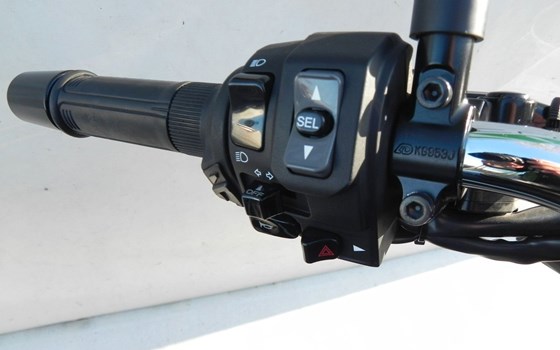 Gebrauchtmotorrad Kawasaki Z900 RS - Bild 19